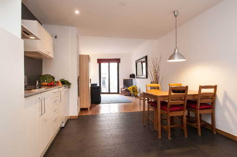 Short Stay Group Liceu Serviced Apartments Barcelona Exterior photo