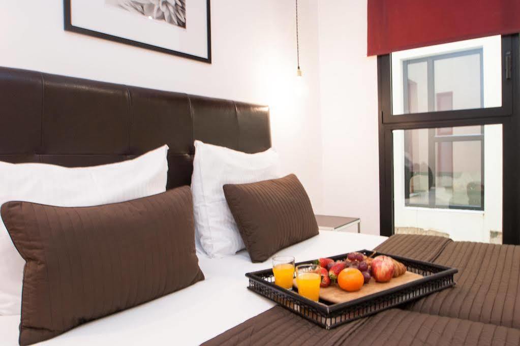 Short Stay Group Liceu Serviced Apartments Barcelona Exterior photo