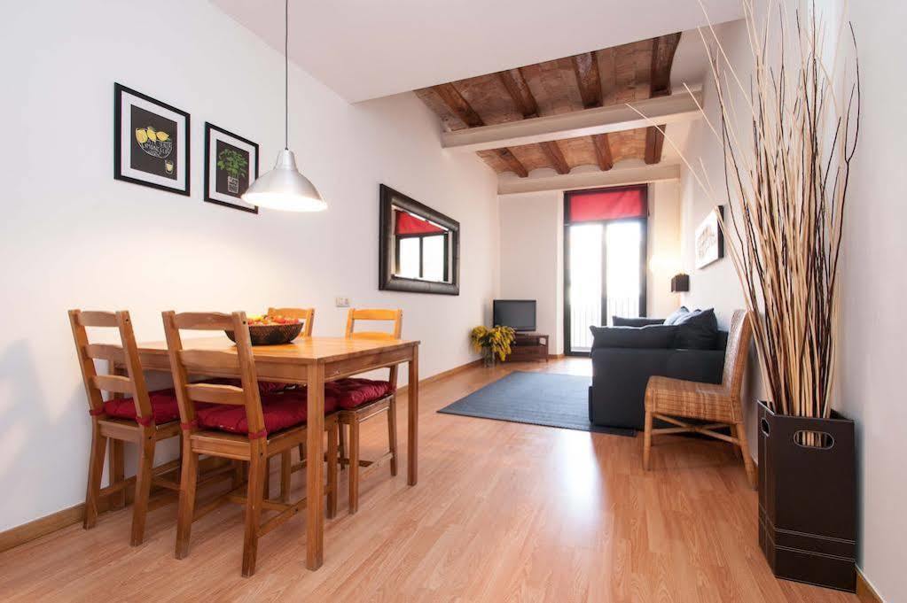Short Stay Group Liceu Serviced Apartments Barcelona Exterior photo