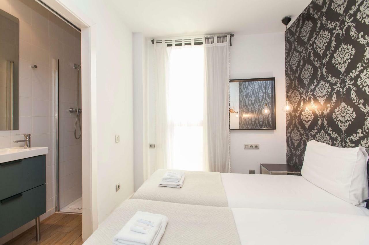 Short Stay Group Liceu Serviced Apartments Barcelona Exterior photo