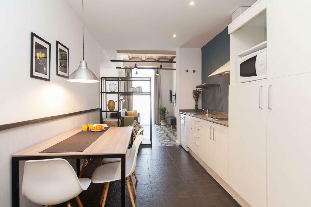 Short Stay Group Liceu Serviced Apartments Barcelona Exterior photo
